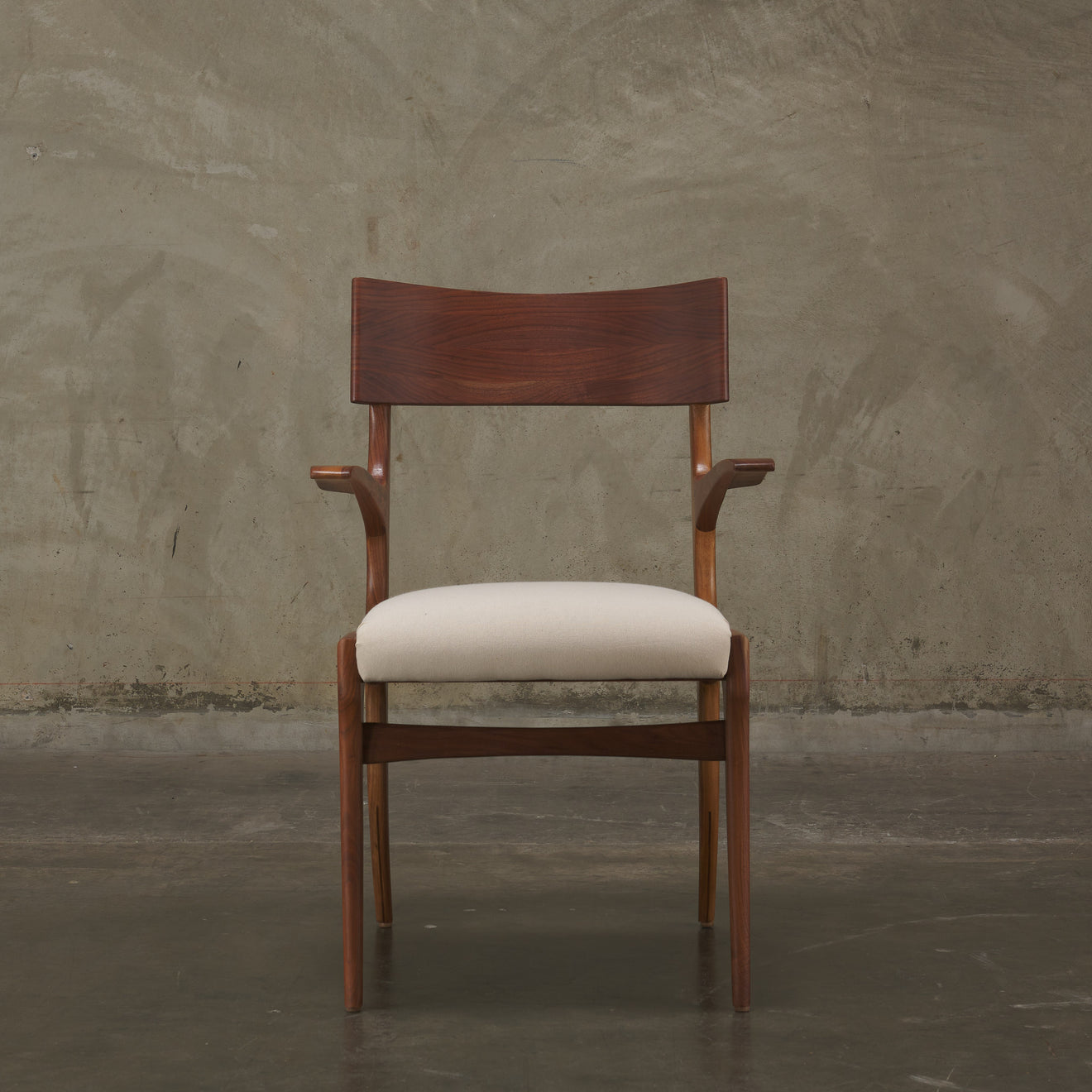 BCW Neoclassic Dining Arm Chair